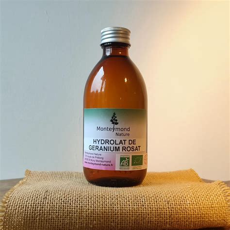 Produits cosmétiques à base de Géranium rosat