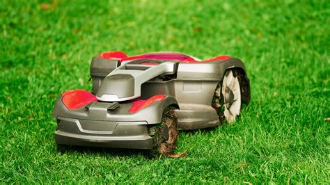 Roues robustes de robot tondeuse