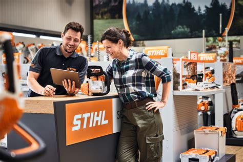 Logo Stihl et gamme de produits