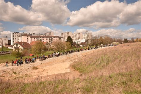 Vue aérienne du Quartier Libre des Lentillères et des zones d'urbanisation environnantes