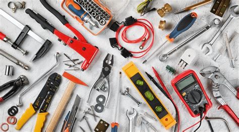 Outils essentiels pour la maintenance de débroussailleuses