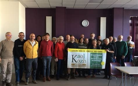 Logo de l'association Kaol Kozh et représentation de semences variées