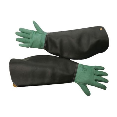 Gants de protection renforcés et manchettes pour le débroussaillage