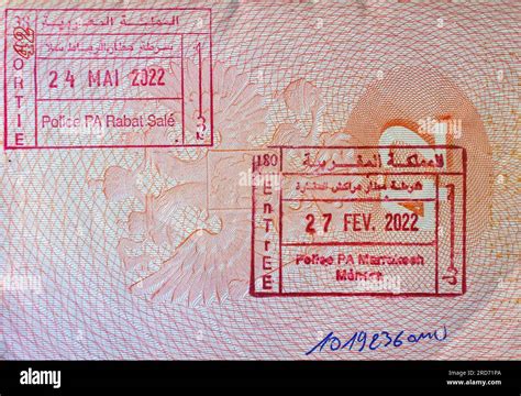 Passeport avec tampon d'entrée ou de sortie