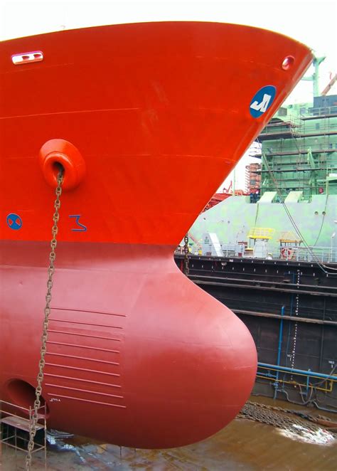 Schéma d'un navire avec un bulbe d'étrave