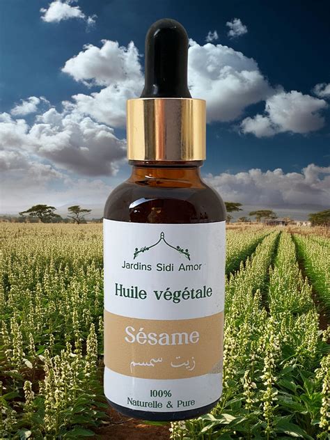 Bouteille d'huile de sésame pressée à froid