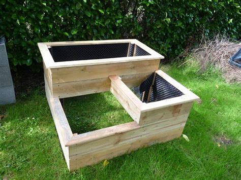 Schéma comparatif potager surélevé à fond ouvert et à fond fermé
