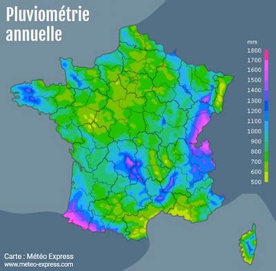 Carte de France indiquant la pluviométrie moyenne par région.