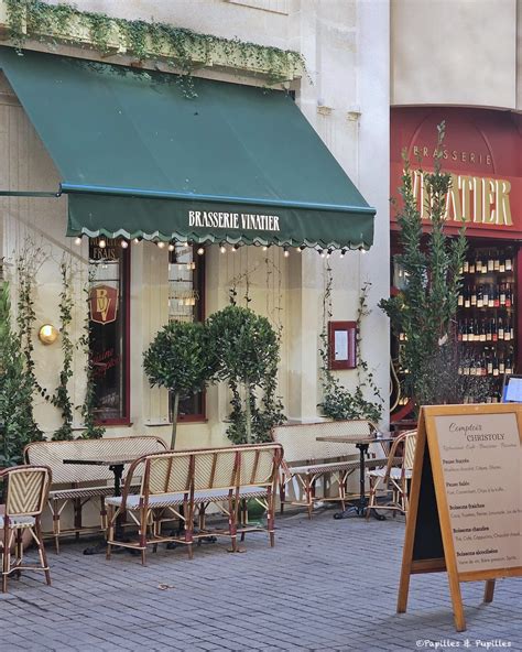 Façade de la Brasserie Le Noisetier avec terrasse