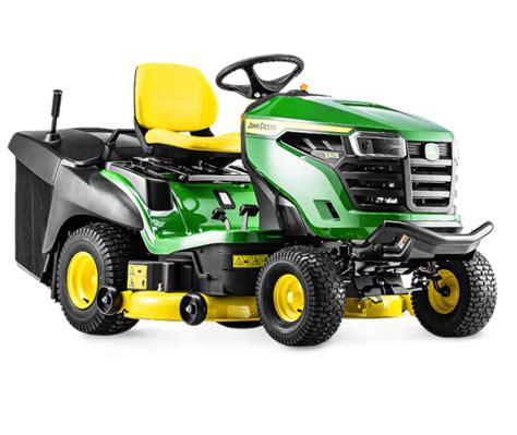 Tracteur tondeuse avec aérateur attaché