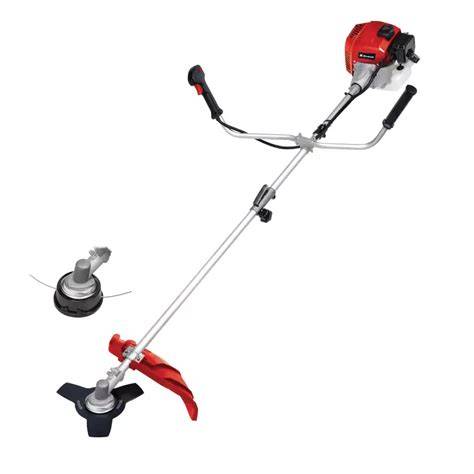 Débroussailleuse Einhell GH-BC 43 AS en action