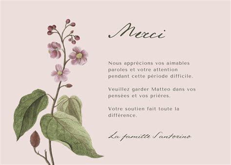 Une personne remettant une carte de remerciement