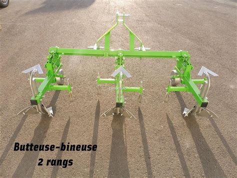 Comparatif visuel entre une butteuse manuelle et une butteuse mécanique multi-rangs