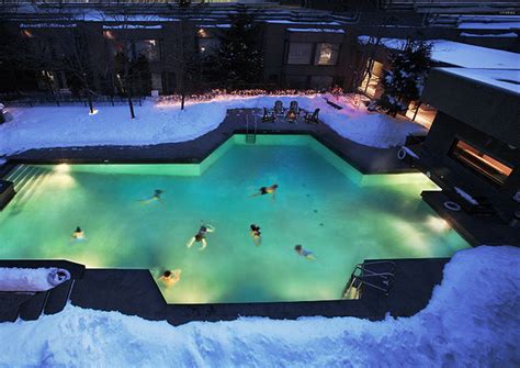 Piscine extérieure chauffée de l'Espace Miscanthus