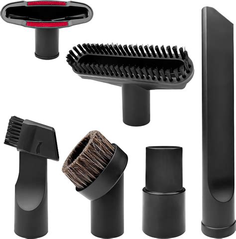 Accessoires de nettoyage : brosses manuelles et aspirateurs hybrides
