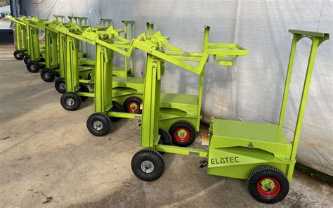 Schéma comparatif entre un chariot de récolte manuel, un chariot électrique à ciseaux et un chariot télescopique agricole
