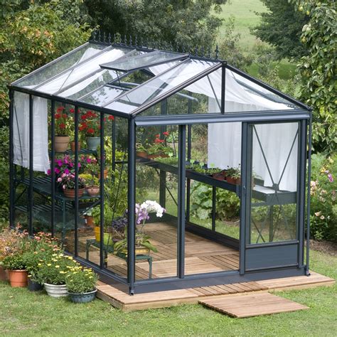 Serre de jardin en verre