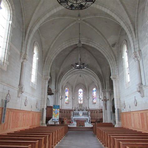 Intérieur de l'église de Pruniers-en-Sologne