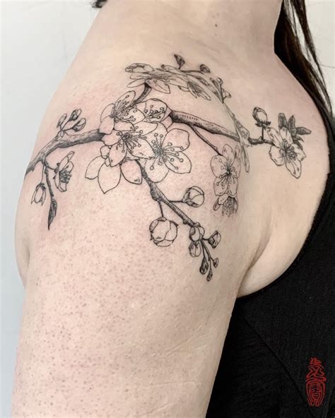 fleur de prunier ume tatouage