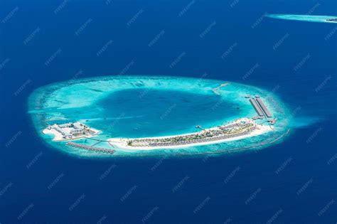 Vue aérienne de l'atoll de Laamu aux Maldives, lieu de tournage de la planète Scarif