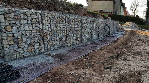mur de soutènement en gabion