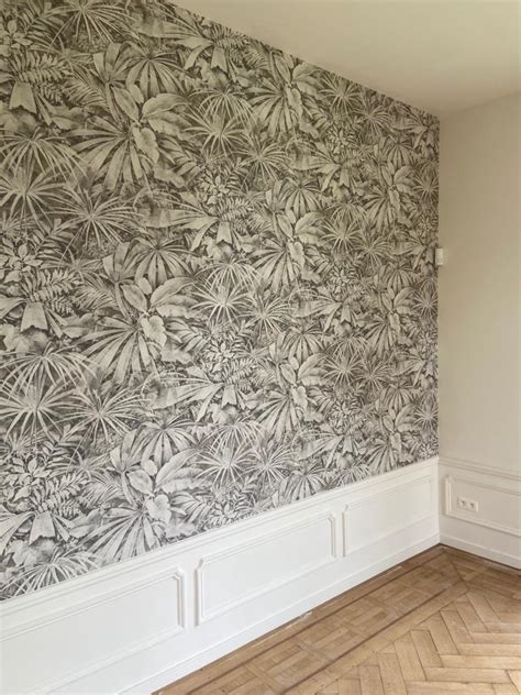 exemples de revêtements muraux : papier peint, faïence, toile de verre