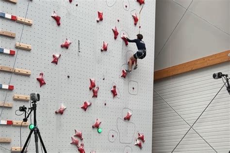 Mur d'escalade de vitesse