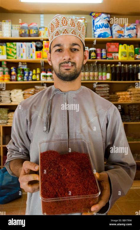 Marchand d'épices dans un souk égyptien