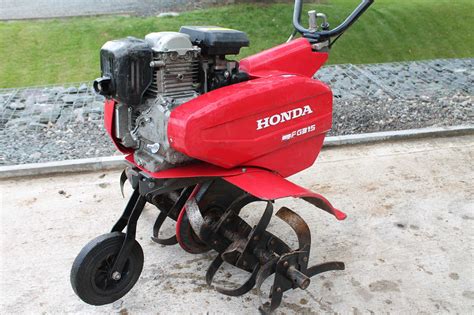 Motobineuse Honda FG315 en action