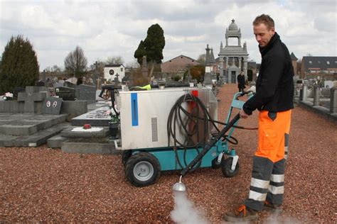 Schéma des différents composants d'un désherbeur à vapeur professionnel.