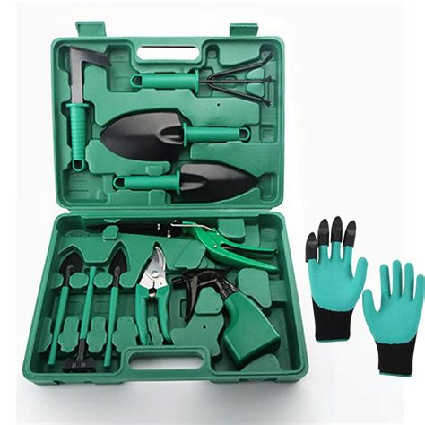 Outils de jardinage : sécateur et gants