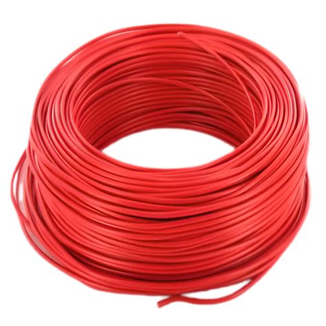 Mycélium rouge de fil rouge sur brin d'herbe