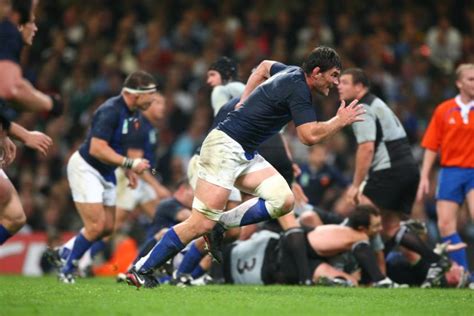 Fabien Pelous en action lors d'un match de rugby international