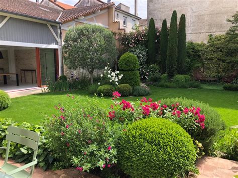 jardin entretenu Saint-Romain-de-Colbosc