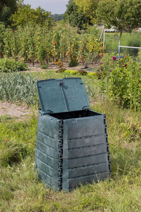 Composteur de jardin