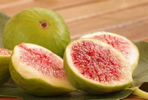 Différents types de figues selon la variété