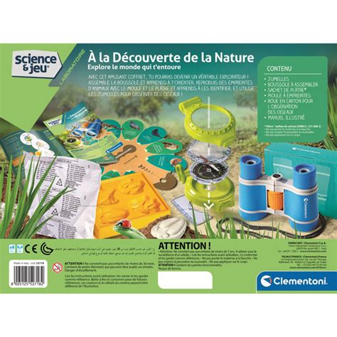 Enfants participant à un atelier de découverte de la nature dans une exploitation agricole