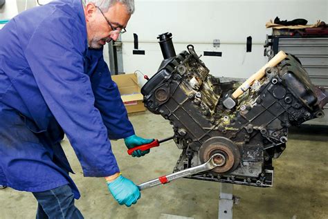 Étapes de démontage du carter de coupe