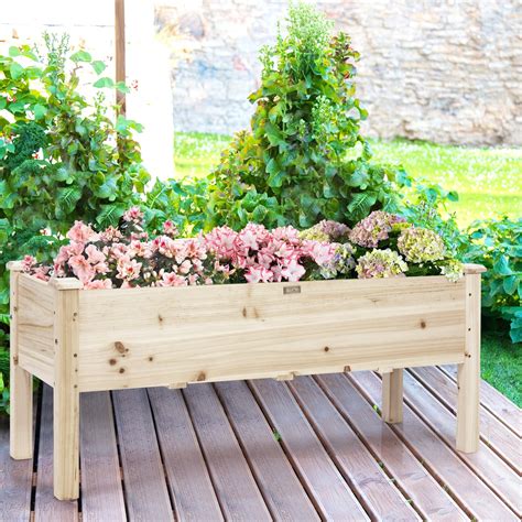 Exemple d'entretien d'une jardinière en bois