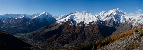 Panorama des sommets entourant la vallée de la Vallouise