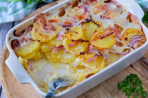 Plat gastronomique avec de la pomme de terre Franceline