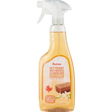 Préparation d'un spray anti-pucerons au savon noir