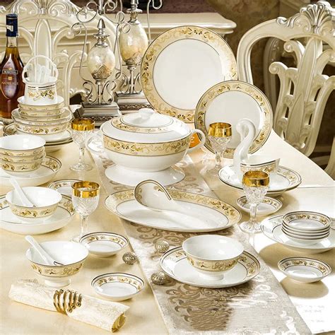Exemple de vaisselle en porcelaine fine