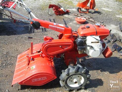 Motoculteur Iseki KC450F avec accessoires