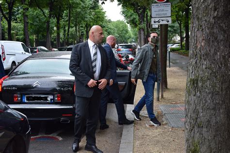 Vue rapprochée du carter de protection et du système de fixation des couteaux en acier trempé