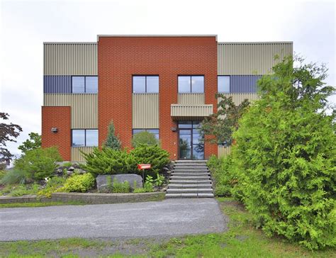 Vue panoramique du complexe Lanctôt Couvre-Sol à Saint-Isidore de Laprairie