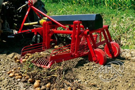 Schéma technique d'une arracheuse de pommes de terre avec tamisage