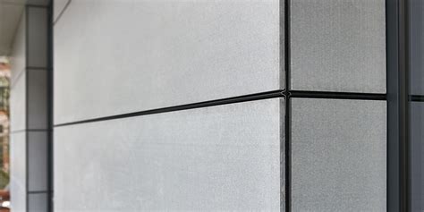 Panneaux fibro-ciment et panneaux compact