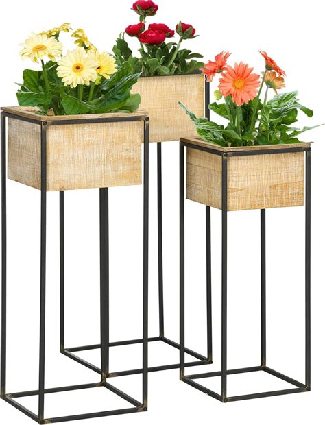 Infographie montrant les différentes combinaisons de pots carrés et ronds pour plantes grasses