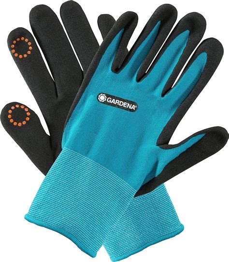 une sélection variée de gants de jardinage, allant du cuir robuste aux modèles en latex technique